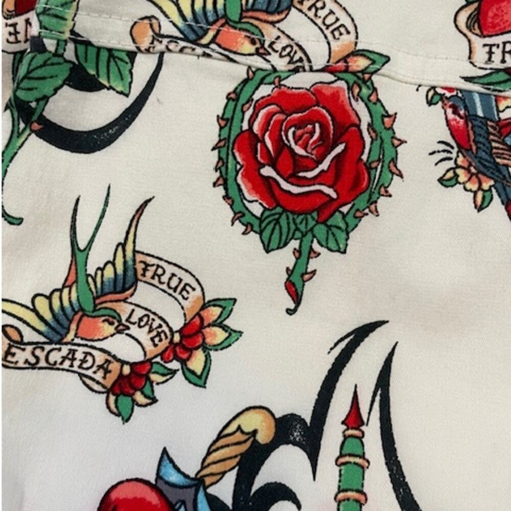 ESCADA vintage tatoo print pants with roses and hearts. - Picture 7 of 10